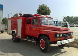 東風尖頭140消防車 湖北程力專用汽車的卓越品質(zhì)與專業(yè)制造